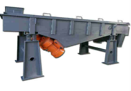 Large Capacity Linear Vibrating Screen Factory On Sale